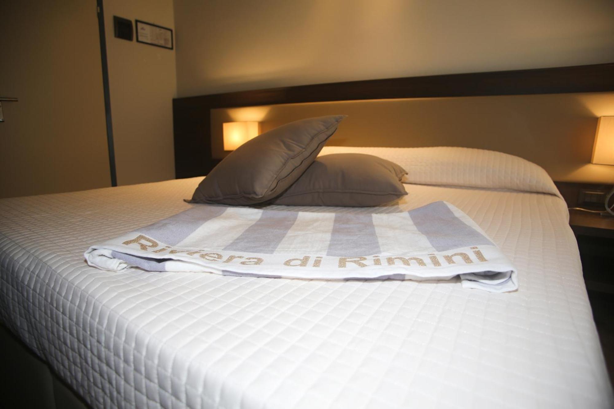 Hotel Dear 里米尼 外观 照片